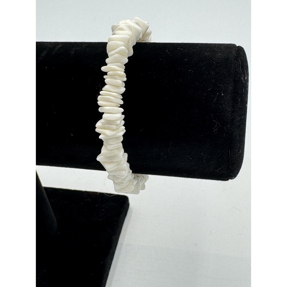 1970s White PUKA Shell Bracelet